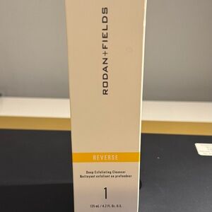 Rodan + Fields Reverse Cleanser - White and Yellow